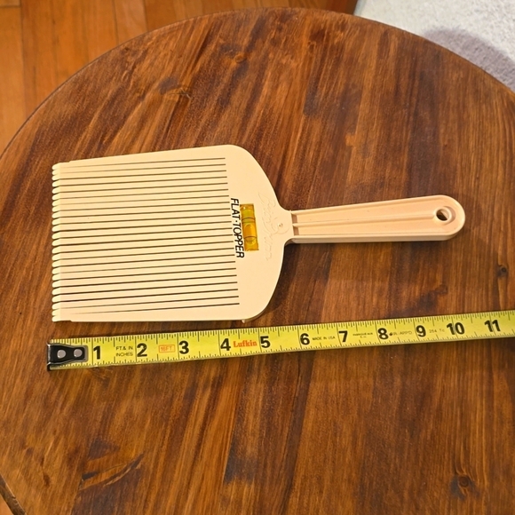Brian Drumm Vintage Flat Topper Comb/ Styler with bubble level Mens Styling tool - Picture 2 of 6